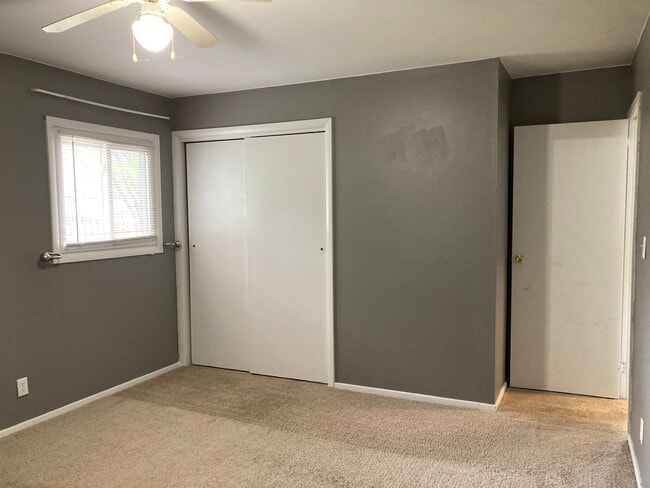 Building Photo - 7309 Roshon Ave