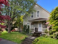 Building Photo - 1818 Hoyt Ave