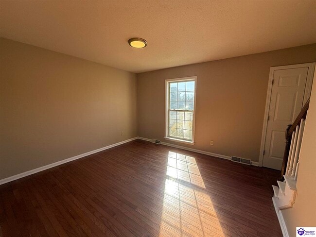 Building Photo - 110 Brendenwood Ct