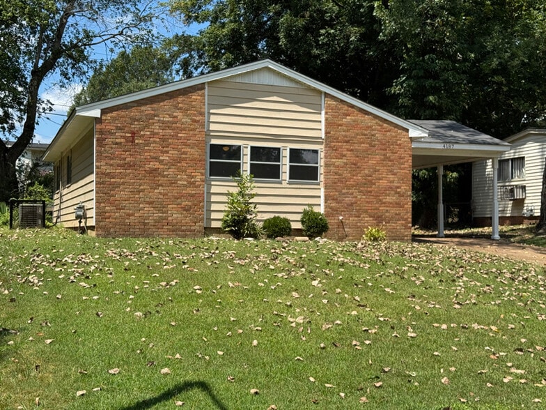 Building Photo - 4187 Falcon Dr