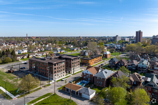 Aerial Photo - Bethune Lofts