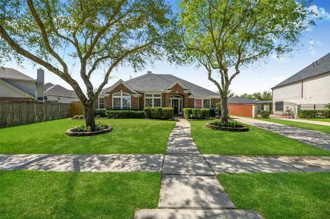 Building Photo - 2622 Stonebury Ln