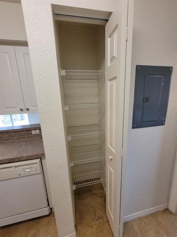 Building Photo - 36137 Lake Chase Blvd