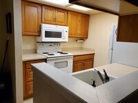 Building Photo - 844 Tenderfoot Hill Rd