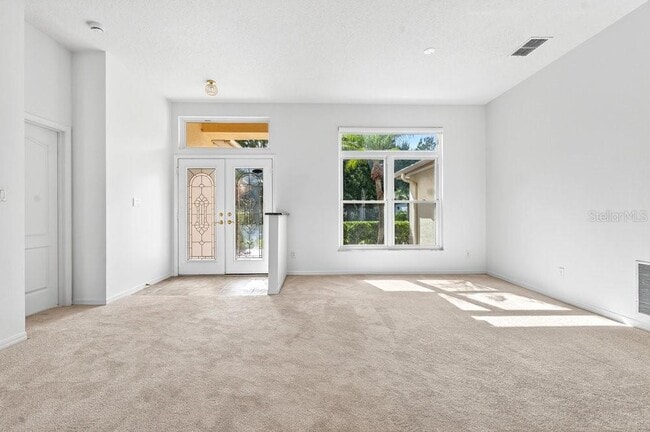 Building Photo - 10337 Pointview Ct