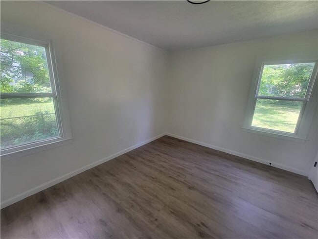Building Photo - 2349 Delbert Rd