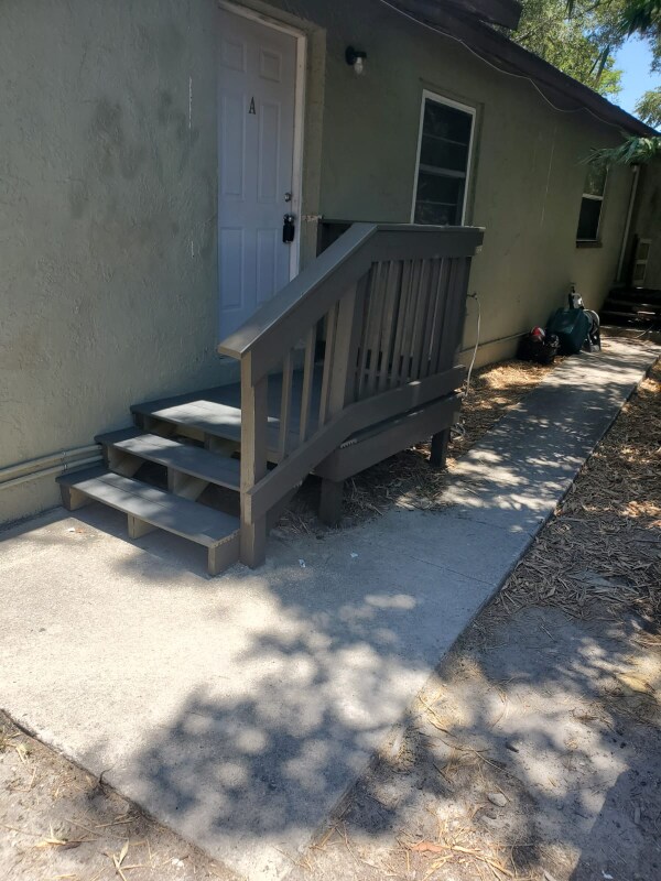 Building Photo - 15149 Westminister Ave