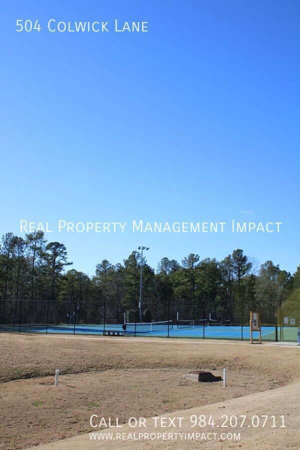 Building Photo - 504 Colwick Ln