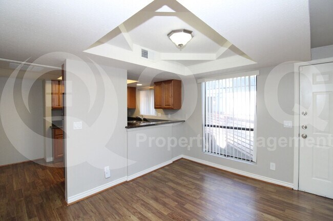 Building Photo - 3435 W Danbury Dr