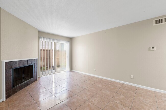 Building Photo - 9350 Country Creek St