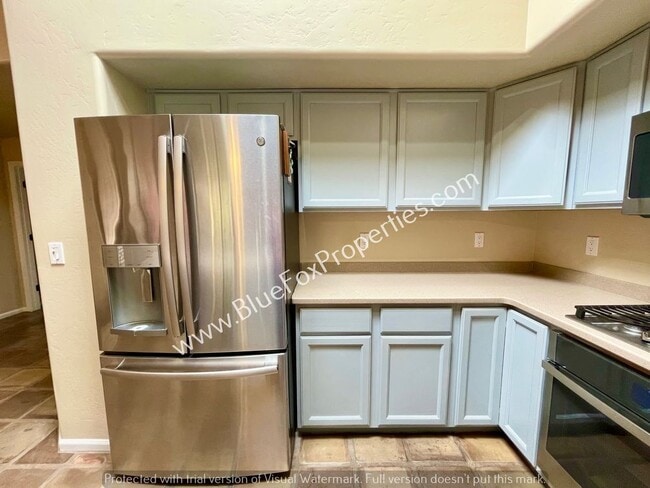 Building Photo - 5449 N Cres Ridge Dr