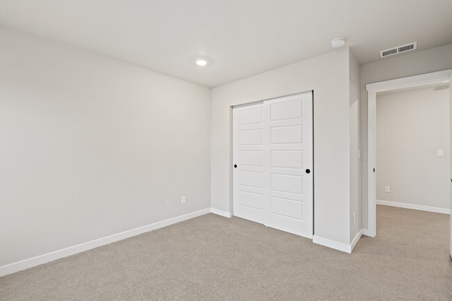 Building Photo - 11225 SE 245th Pl