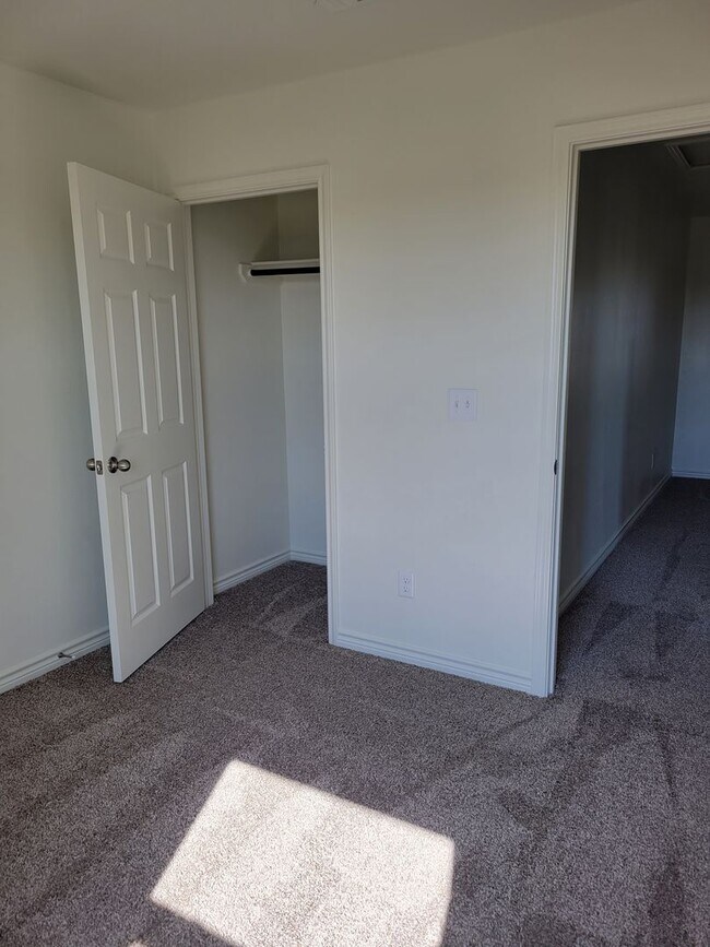 Building Photo - 2329 Zanoletti Ct