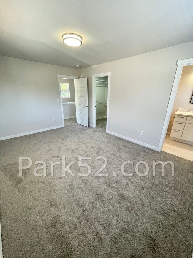 Building Photo - 3 Bedroom Tacoma Home