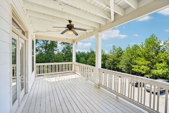 Building Photo - 1231 Ridenour Ln