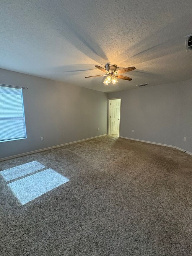 Building Photo - 4751 Maplewild Ln.