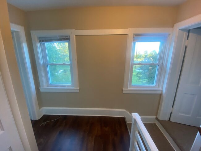 Building Photo - 6427 Chippewa Rd