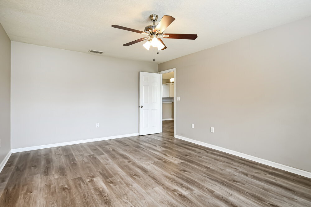 Building Photo - 351 Montgomery Ct