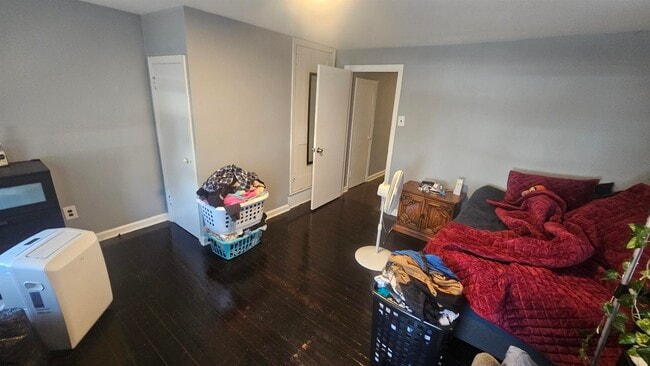 Building Photo - 130 Wilmer St