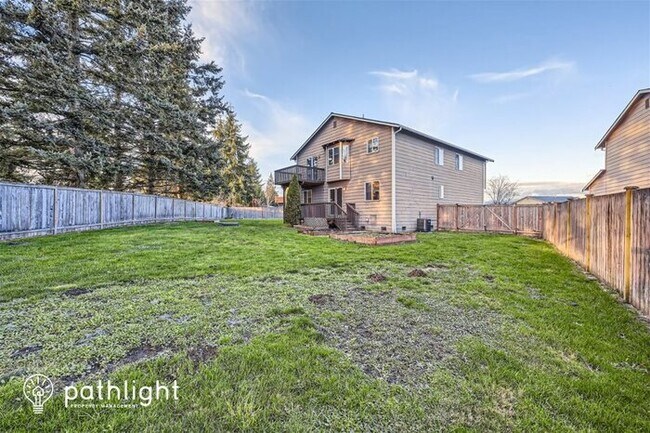 Building Photo - 7122 277th Place Northwest