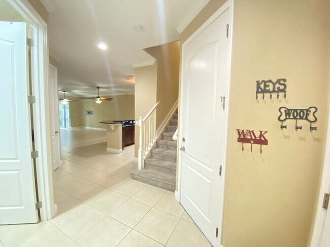 Building Photo - 10321 Belfry Cir