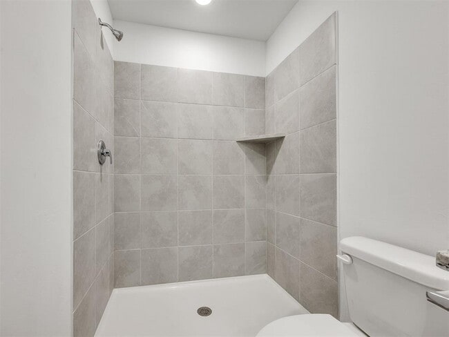 Building Photo - 2012 Wolford Wy