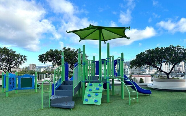 Building Photo - Moana Pacific West Tower 1BR/1BA/1PK