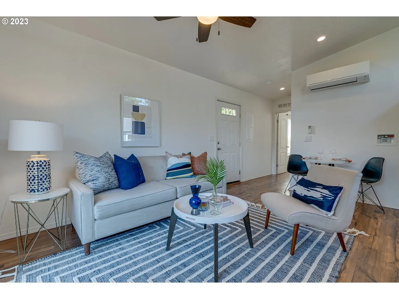 Building Photo - 8141 SE 74th Ave