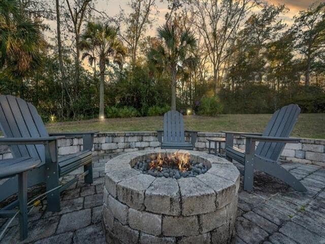 Building Photo - 419 Glenview Dr