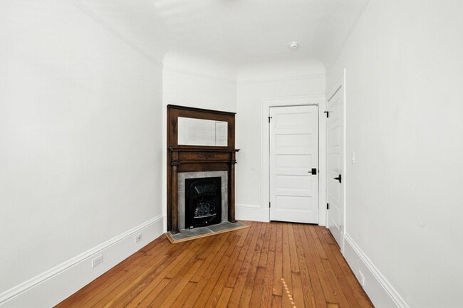 Building Photo - 148 Fillmore St