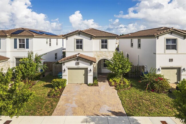 Building Photo - 2408 NW 131st Cir
