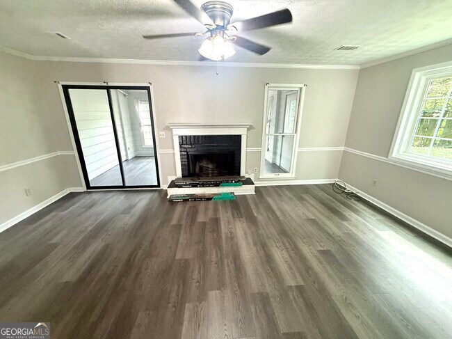 Building Photo - 2949 Governors Ct