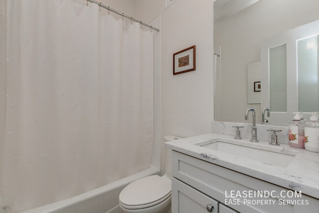 Building Photo - 1903 3rd St NW