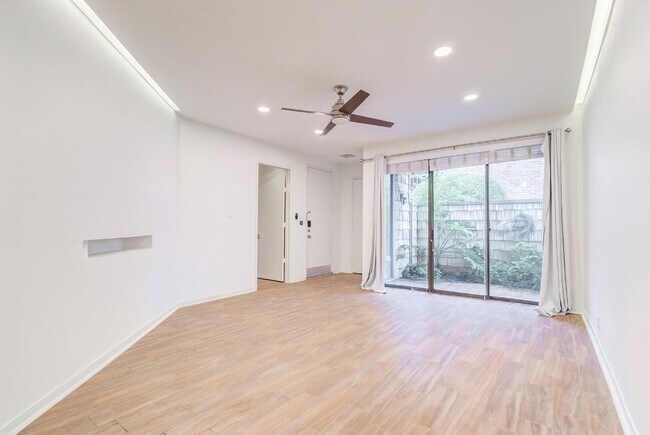 Building Photo - 2829 Timmons Ln