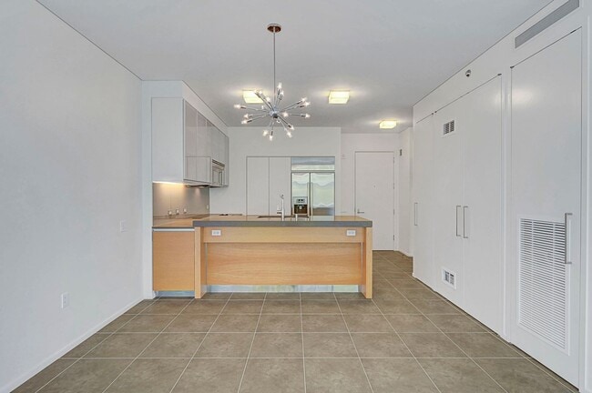 Building Photo - Veer Towers 2310E- City/Strip Views from this Stunning 1Bd/1Ba Residence