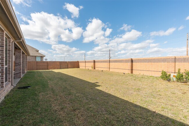 Building Photo - 24610 Beebalm Trl