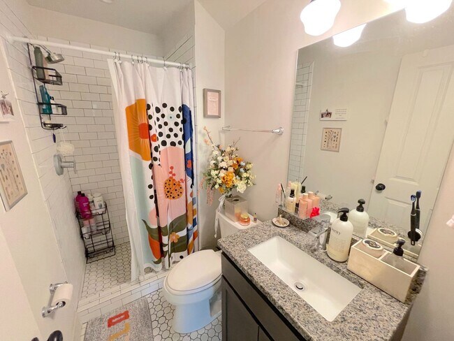 Building Photo - 609 E Duffy Ln