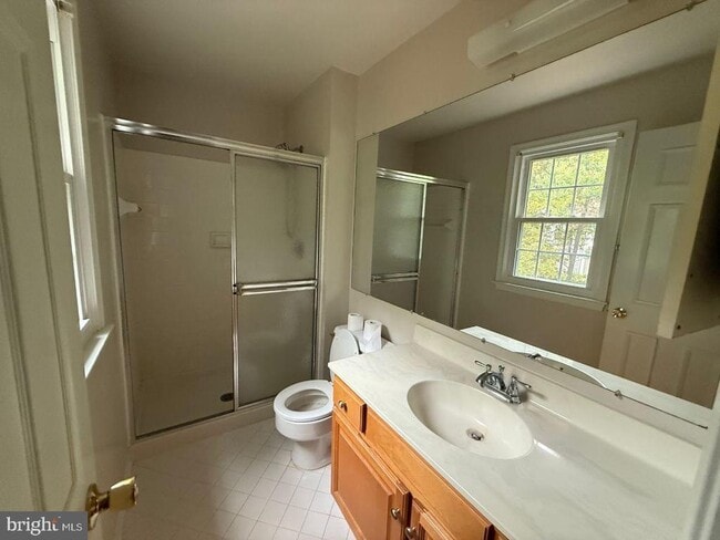 Building Photo - 3310 Applegrove Ct