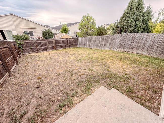 Building Photo - 313 Hunters Way