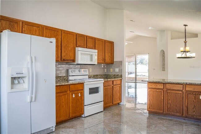 Building Photo - 1876 Holton Rd