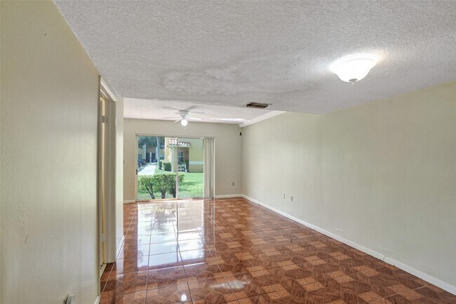 Building Photo - 3861 NW 90th Ave