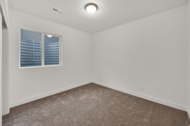 Building Photo - 12128 Window Arch Ln