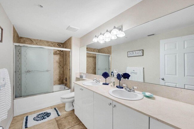Building Photo - 804 E Windward Way 308 Lantana Fl 33462