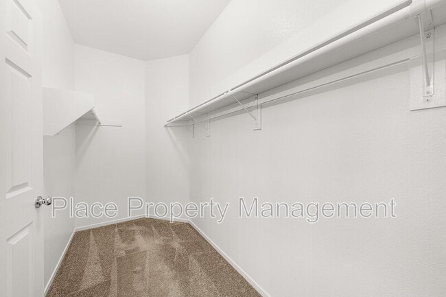 Building Photo - 6223 Avenida De Las Vistas