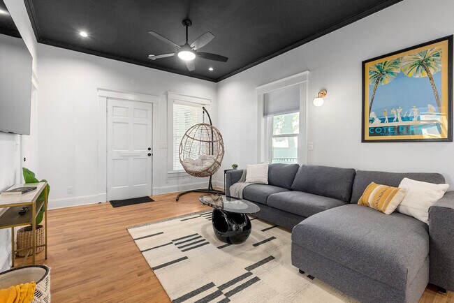 Building Photo - 15 Old Mission Ave