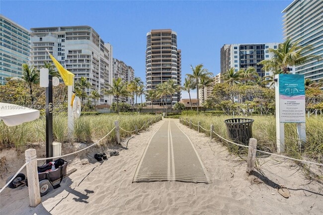 Building Photo - 10175 Collins Ave