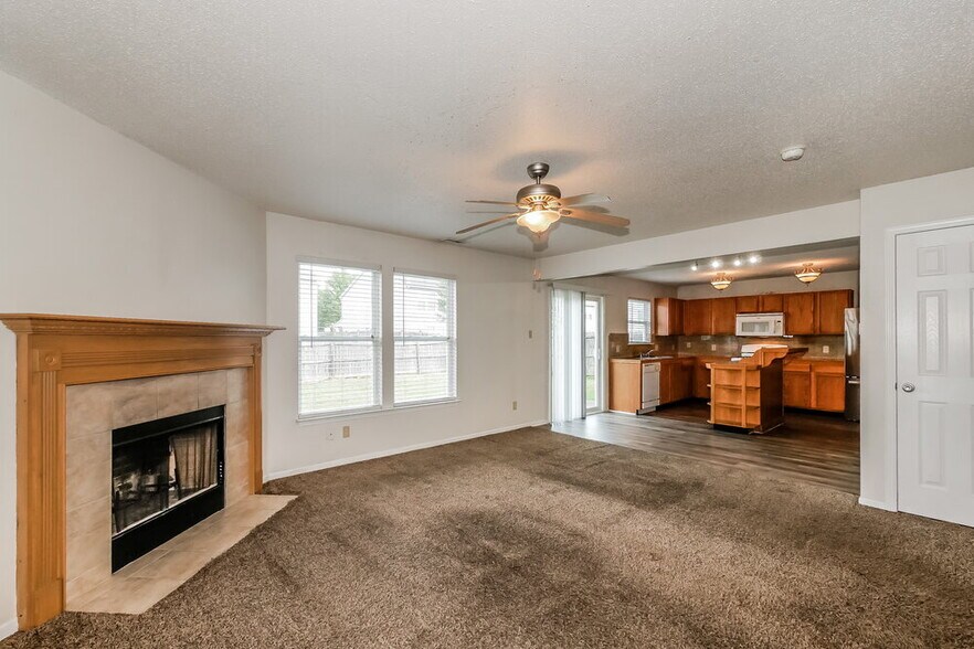 Building Photo - 10226 Homestead Dr
