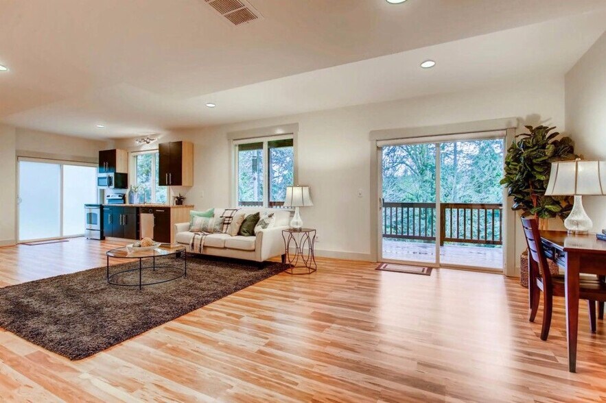 Building Photo - 4742 281st Ave NE