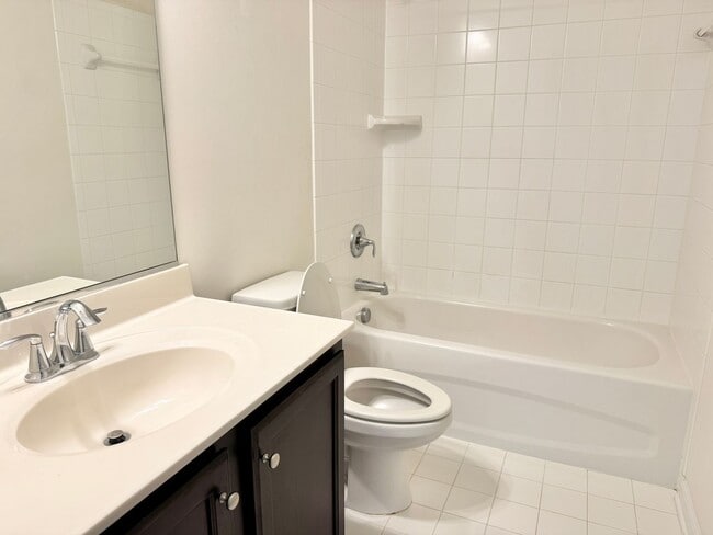 Building Photo - CLOSE TO BROOKE POINT VRE - LARGE ACREAGE HOME - STAFFORD- BASEMENT KITCHENETTE