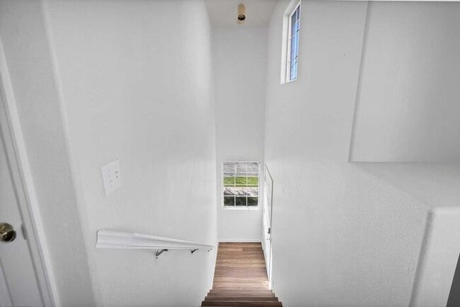 Building Photo - Modern 2-Bedroom, 2-Bath Condo in Grand Ju...